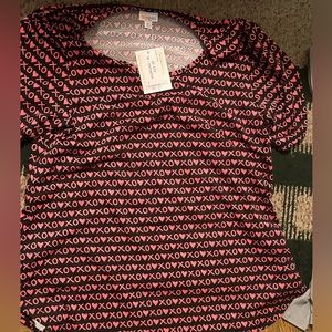 Lularoe Morgan Valentine’s Day themed top size XL